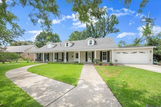 6061 Hibiscus Dr, Baton Rouge, LA 70808