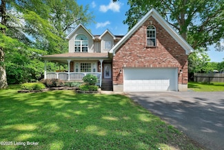 7000 Ridge Farm Ct, Louisville, KY 40291