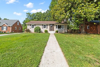 1036 Della Dr, Lexington, KY 40504