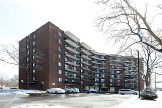 711 S River Rd Unit 416, Des Plaines, IL 60016