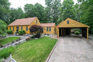 118 Central St, East Hampstead, NH 03826