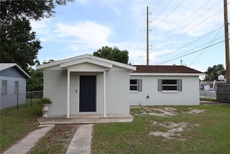 102 Luna Rd, Auburndale, FL 33823