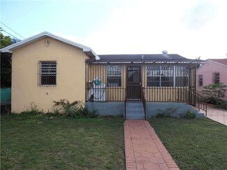 2776 NW 32nd St, Miami, FL 33142