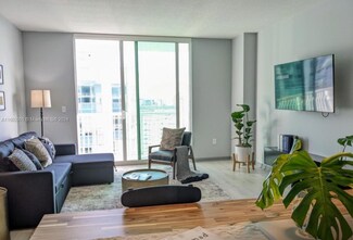 1200 Brickell Bay Dr Unit PH4204, Miami, FL 33131