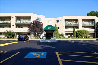 31 Devereux St Unit 202, Providence, RI 02909