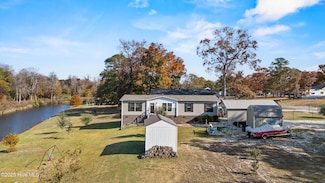 2157 Lakeside Ave SW, Supply, NC 28462