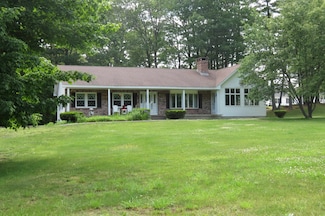 1043 White Mountain Hwy, Milton, NH 03851
