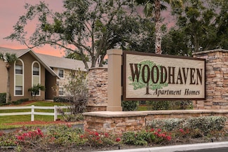 1913 Woodhaven Cir, Rockledge, FL 32955