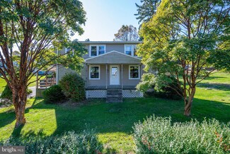 10 Crusher Rd, Douglassville, PA 19518
