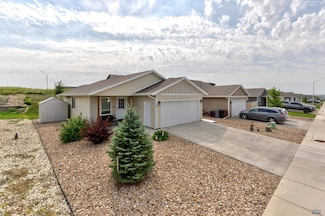 408 Diamond Ridge Blvd, Rapid City, SD 57703