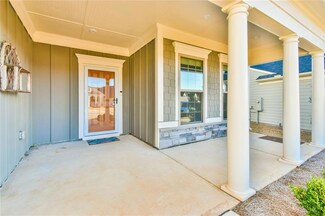 4941 Adler Ct, Hoschton, GA 30548