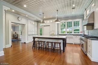 40 Highland Ave, Short Hills, NJ 07078