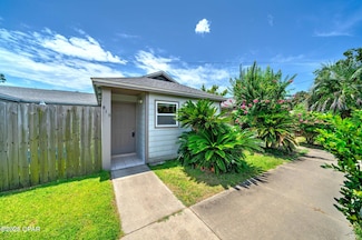 815 Premier Dr, Panama City, FL 32401