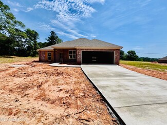 158 Walter Jones Rd, Mendenhall, MS 39114