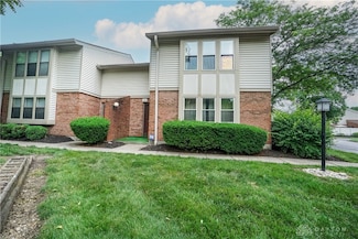 21 Aspen Ct, Cincinnati, OH 45246