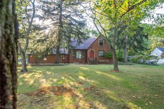 150 Richmond Rd, Cleveland, OH 44143