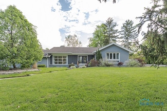 4303 Bonnie Brook Rd, Ottawa Hills, OH 43615