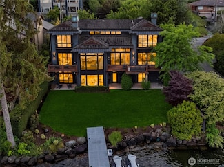 1104 Lakeside Ave S, Seattle, WA 98144