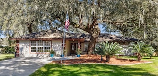 310 Cypress Ln, Saint Marys, GA 31558