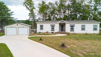 4907 Barton Springs Dr, Morristown, TN 37813