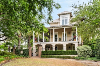 121 W Shipyard Rd, Mount Pleasant, SC 29464