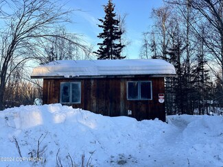 9404 S Starlight Ln, Wasilla, AK 99654