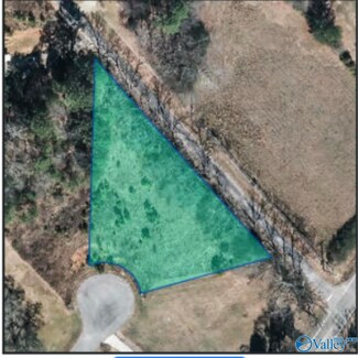 3 Cedar Cove Rd, Scottsboro, AL 35769