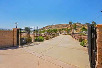 1912 Olive St, Ramona, CA 92065