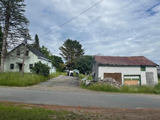 232 Mill St, Troy, VT 05868