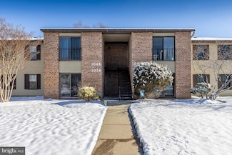102 Sumac Ct Unit 102B, Mount Laurel, NJ 08054