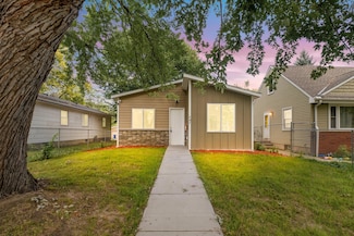 547 Blair Ave, Saint Paul, MN 55103