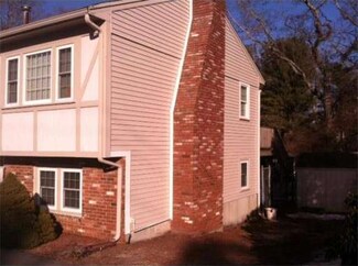5 Plymouth Ave, East Wareham, MA 02538