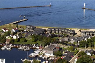 13 2nd St Unit 421, Frankfort, MI 49635