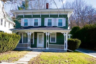 823 Court St Unit 2, Honesdale, PA 18431