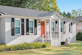 2640 Rocky Dr, Rocky Face, GA 30740