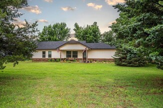 2401 Davis Rd, Guthrie, OK 73044