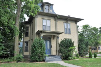 802 W Kalamazoo Ave, Kalamazoo, MI 49007