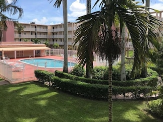 2800 NW 56th Ave Unit E104, Lauderhill, FL 33313