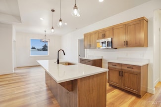 631 Manning Cir, Paul, ID 83347
