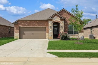 10709 Klondike Ln, Krugerville, TX 76227