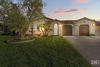 5801 Moonstone Peak Dr, Bakersfield, CA 93313