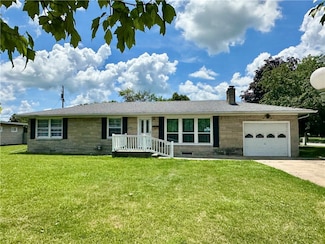 1321 Rudy Ave, Mattoon, IL 61938