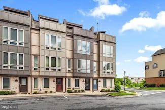 1502 Trafalgar Ln, Frederick, MD 21701