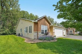 3460 Valento Cir, Saint Paul, MN 55127