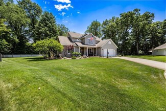 52340 Woodsedge Dr, Granger, IN 46530