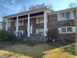 421 Sun Valley Rd, Center Point, AL 35215