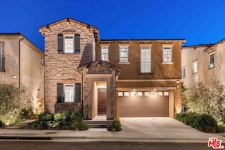 20658 Walnut Cir, Los Angeles, CA 91326