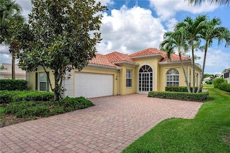 2938 Gilford Way, Naples, FL 34119