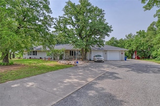 13086 240th St, Blanchard, OK 73010