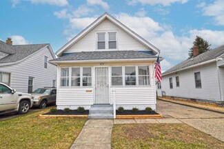 607 W Calvert St, South Bend, IN 46613